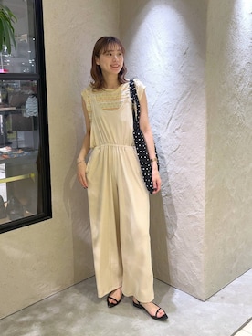 「アイテム（サロペット/オーバーオール）」を使った、MIKAさん（レディース・165cm・20代）の夏コーディネート