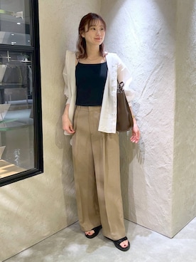 「LOWRYS FARM（ローリーズファーム）のシアーシャツＬＳ  605853（衬衫、ホワイト系）」を使った、MIKAさん（レディース・165cm）の夏コーディネート
