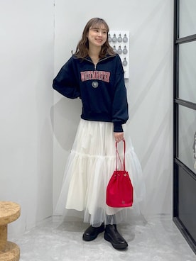 「アイテム（スウェット）」を使った、MIKAさん（レディース・165cm・20代）の秋コーディネート