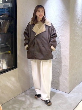 「アイテム（ムートンコート）」を使った、MIKAさん（レディース・165cm）の冬コーディネート