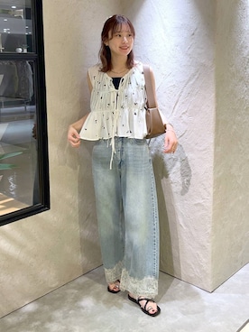 「LOWRYS FARM（ローリーズファーム）のレースデニム　601055（牛仔裤、ブルー系）」を使った、MIKAさん（レディース・165cm）の夏コーディネート