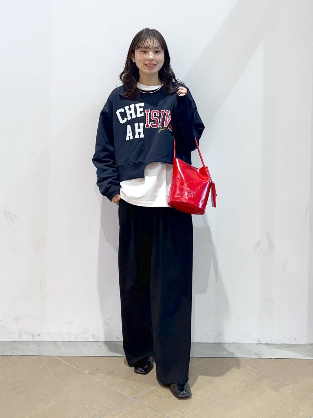 MIKA(LOWRYS FARM イオンレイクタウン)｜yuwのスラックスを使ったコーディネート - WEAR