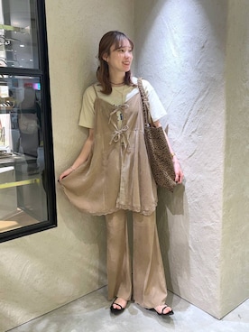 「アイテム（トートバッグ）」を使った、MIKAさん（レディース・165cm）の夏コーディネート