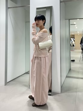 「KBF（ケイビーエフ）のアイテム（カーディガン/ボレロ）」を使った、てじさん（レディース・160cm）の秋コーディネート