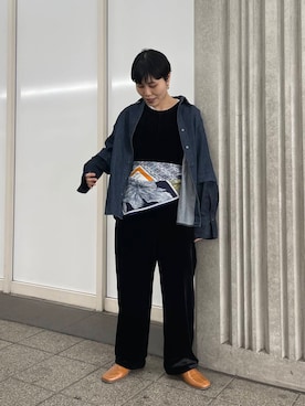 「ベロア」｜「アイテム（サロペット/オーバーオール）」を使った、てじさん（レディース・159cm）の冬コーディネート