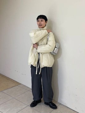 「KBF（ケイビーエフ）のアイテム（スラックス）」を使った、てじさん（レディース・159cm）の冬コーディネート