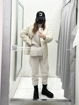 「ケーブルニット」｜「アイテム（スウェットパンツ）」を使った、たんさん（レディース・163cm）の冬コーディネート