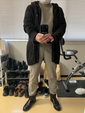 「DOLCE&GABBANA（ドルチェアンドガッバーナ）のアイテム（PC・スマホグッズ/家電）」を使った、柏屋さん（メンズ・173cm）の冬コーディネート