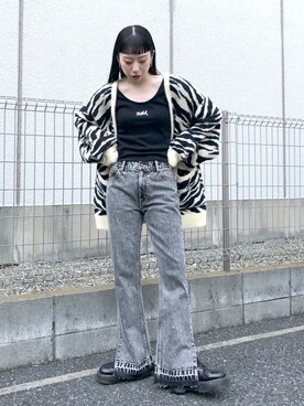 デニムパンツを使った オーバーサイズ のレディース人気ファッションコーディネート Wear