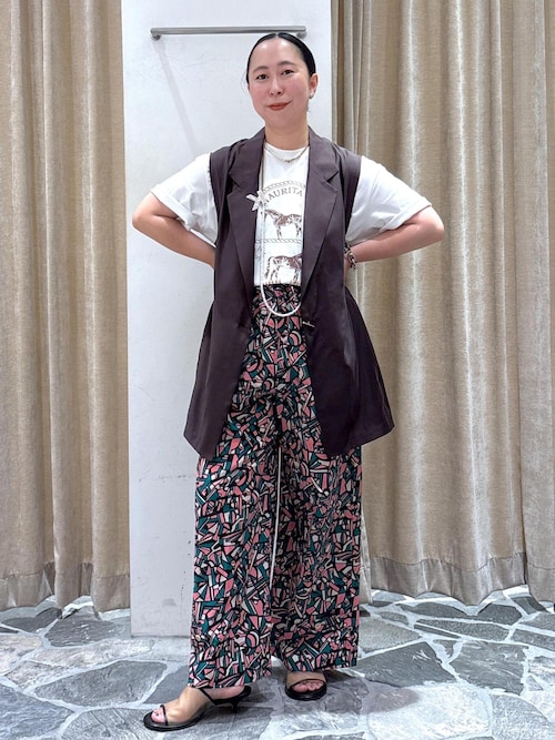 Tシャツ・カットソー ANDREADAMO Embellished viscose blend top Over the Border グラフィックプリントTEE / レタリングTシャツ