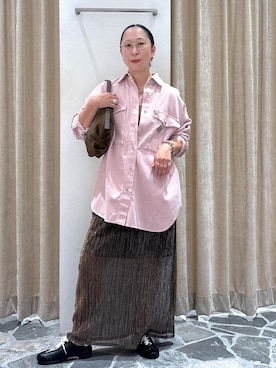 「アイテム（ブローチ/コサージュ）」を使った、azukiさん（レディース・154cm）の秋コーディネート