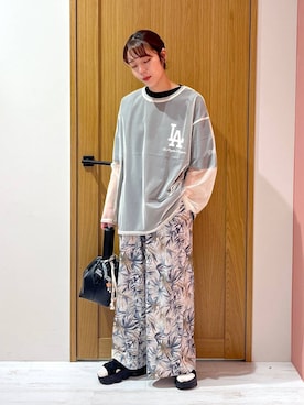 「BAYFLOW（ベイフロー）のアイテム（Tシャツ/カットソー）」を使った、Ayamiさん（骨格ナチュラル・レディース・158cm）の夏コーディネート