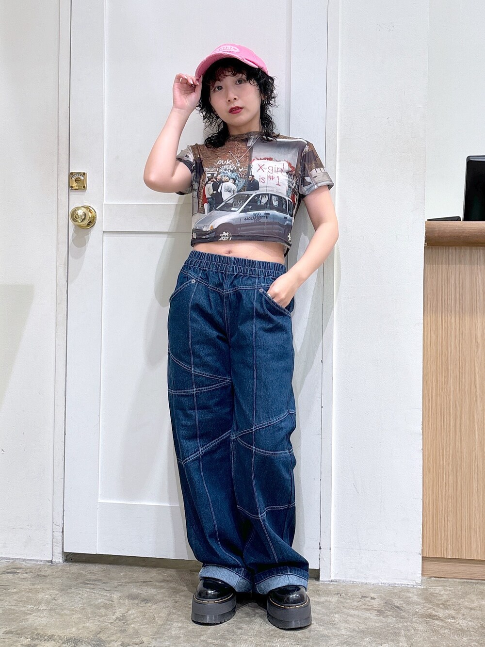 「ストリート、メンズライク、ootd、x-girl、低身長」｜「X-girlのDISTRESSED 6PANEL CAP（キャップ、ピンク系）」を使った、河原光希さん（レディース・144cm）の夏コーディネートの1枚目の写真