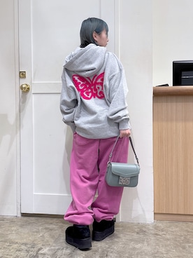 「アイテム（パーカー）」を使った、河原光希さん（レディース・144cm）の夏コーディネート