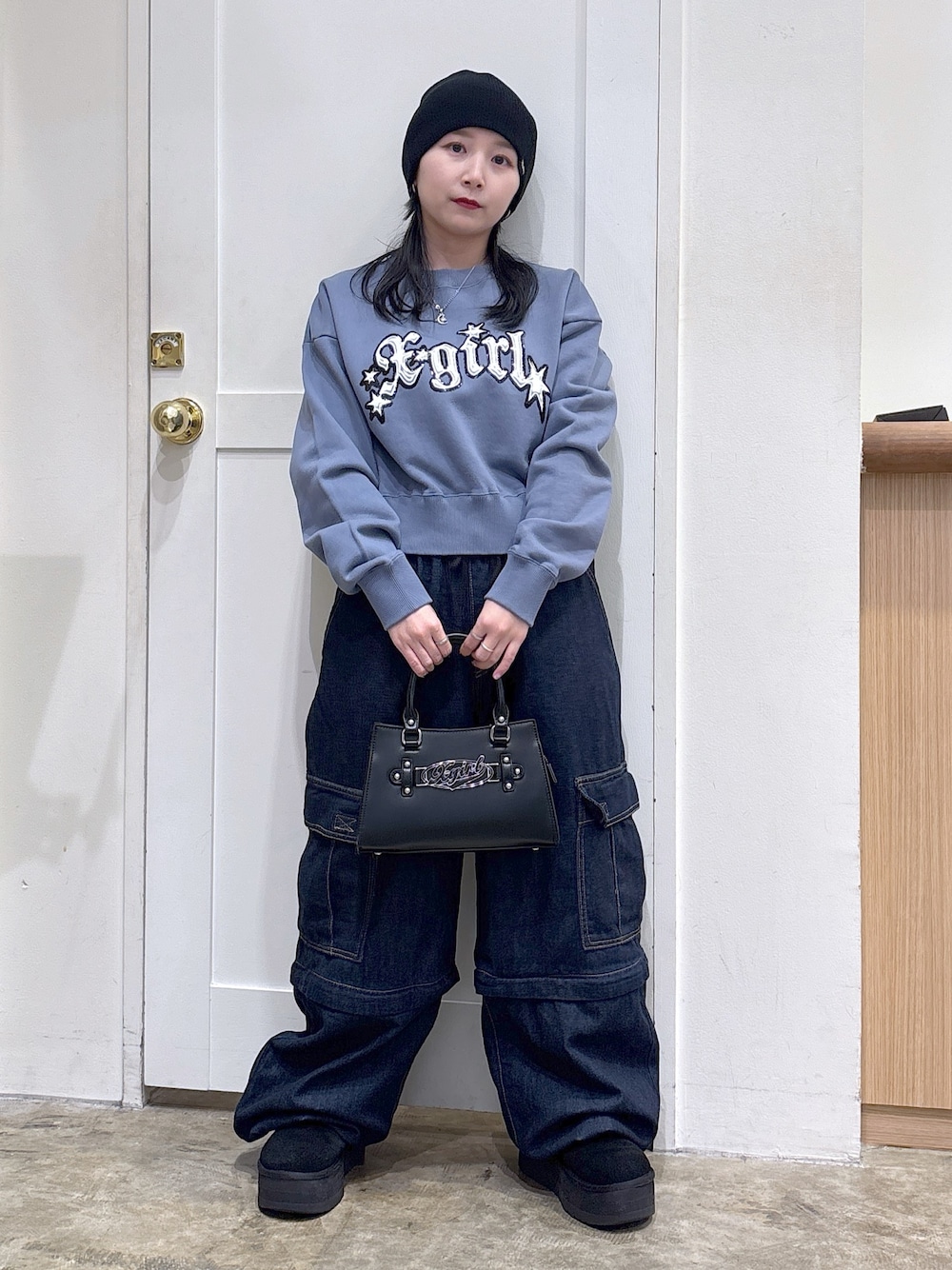 「ストリート、メンズライク、ootd、x-girl、低身長」｜「X-girlのSTANDARD BEANIE（ニットキャップ/ビーニー、ブラック系）」を使った、河原光希さん（レディース・144cm）の夏コーディネートの1枚目の写真
