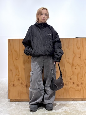 「アイテム（ナイロンジャケット）」を使った、河原光希さん（レディース・144cm）の秋コーディネート