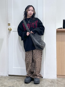 「アイテム（ニット/セーター）」を使った、河原光希さん（レディース・144cm）の夏コーディネート