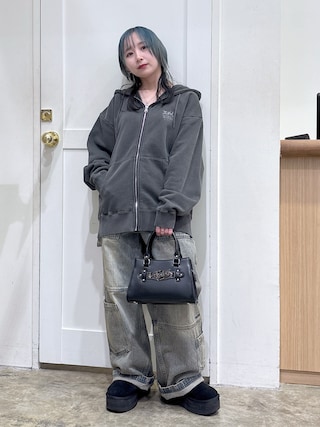 X-girl（エックスガール）の「FACE PIGMENT DYED ZIP UP SWEAT HOODIE