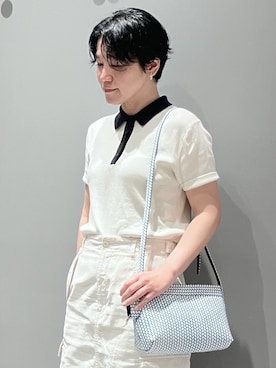 「HIROKO HAYASHI（ヒロコハヤシ）のOTTICA（オッティカ）ショルダーバッグ（ショルダーバッグ、ブルー系）」を使った、mc_hhさん（レディース・156cm）の春コーディネート