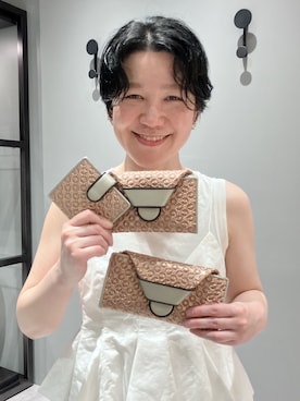 「HIROKO HAYASHI（ヒロコハヤシ）の【数量限定】GIRASOLE CIOCCOLATA（ジラソーレ チョコラータ）薄型二つ折り財布（財布、グリーン系）」を使った、mc_hhさん（レディース・156cm）の夏コーディネート