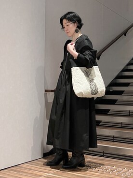 「HIROKO HAYASHI（ヒロコハヤシ）のFILO（フィロ）トートバッグ（トートバッグ、ベージュ系）」を使った、mc_hhさん（レディース・156cm）の春コーディネート