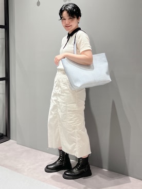 「HIROKO HAYASHI（ヒロコハヤシ）のOTTICA（オッティカ）トートバッグ（トートバッグ、ブルー系）」を使った、mc_hhさん（レディース・156cm）の春コーディネート