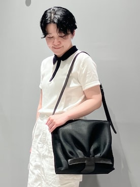 「HIROKO HAYASHI（ヒロコハヤシ）のTRIS（トリス）ショルダーバッグM（ショルダーバッグ、ブラック系）」を使った、mc_hhさん（レディース・156cm）の春コーディネート