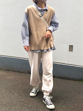 「アイテム（スウェットパンツ、ホワイト系）」を使った、pisa.さん（レディース・158cm）の春コーディネート
