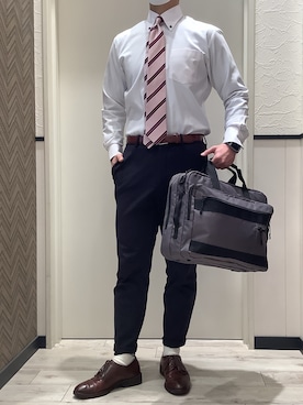 「アイテム（ビジネスシャツ）」を使った、BRICK HOUSE by Tokyo Shirts 稲沢リーフウォーク店さん（メンズ・170cm）の冬コーディネート