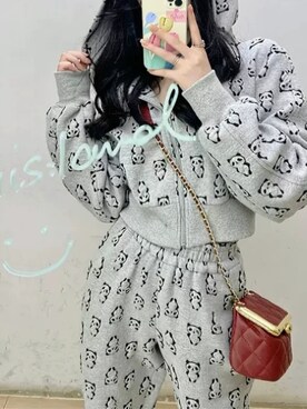 「レディース」｜「アイテム（スウェットパンツ）」を使った、contentoas　コンアスさん（レディース・158cm）の冬コーディネート