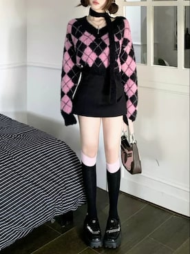 「Vネック」｜contentoas　コンアスさん（レディース・158cm）の冬コーディネート