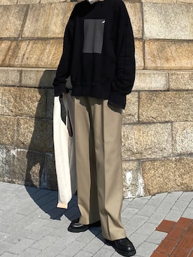 「stein」｜「アイテム（スウェット）」を使った、こっとんさん（メンズ・176cm）の春コーディネート