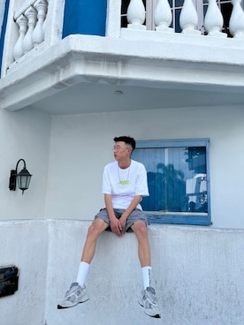 「NET（ネット）のアイテム」を使った、邱郁昇さん（メンズ・180cm）の夏コーディネート