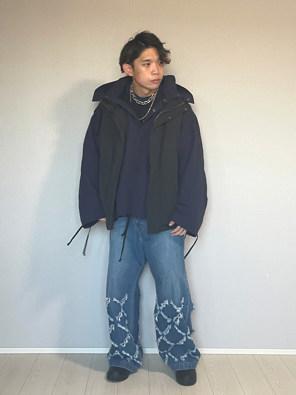 ユニセックスアイテム》レーザーカットフロントデザインハイパーワイド