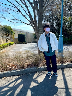 「NEONSIGN（ネオンサイン）のアイテム」を使った、UW168さん（メンズ・175cm）の春コーディネート