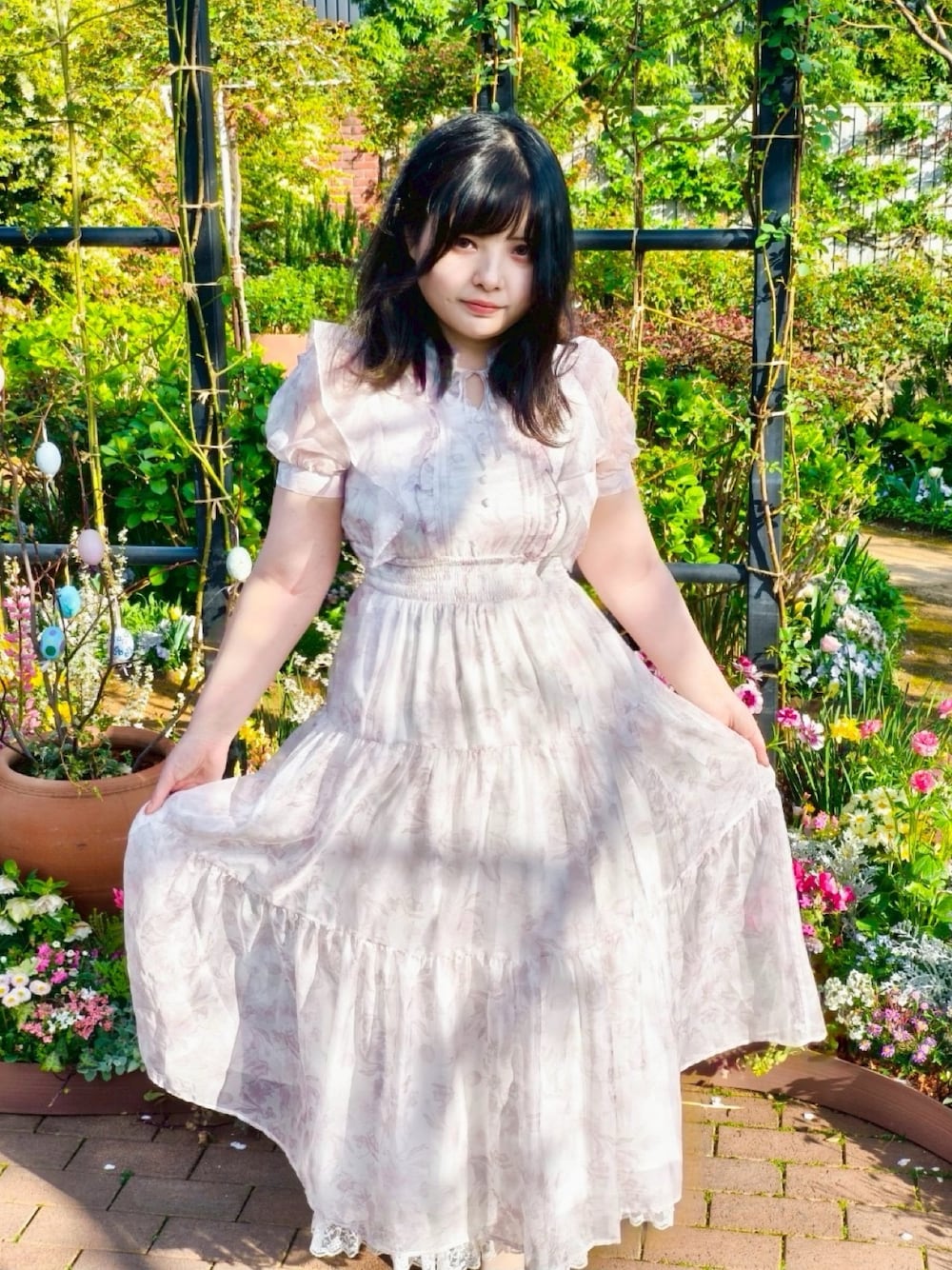 「春コーデ、ロングワンピース、evelyn」｜「evelynのアイテム（ワンピース、ピンク系）」を使った、hiruneko32さん（骨格ナチュラル・レディース・165cm）の春コーディネートの1枚目の写真
