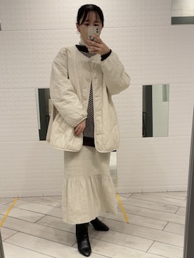 「カフェ」｜「アイテム（ブルゾン）」を使った、nさん（レディース・159cm）の春コーディネート