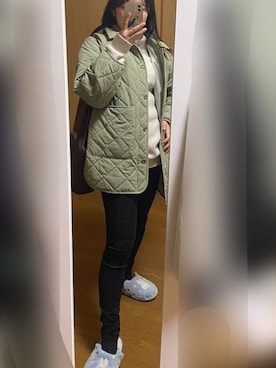 「大学生」｜「アイテム（ブルゾン）」を使った、nさん（レディース・159cm）の春コーディネート