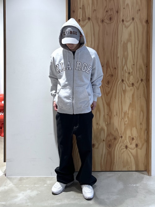 PERFORATED LEATHER LOGO ZIP UP HOODED SWEATSHIRT（パーカー