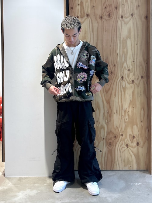 MULTI LOGO ZIP UP HOODED SWEATSHIRT（パーカー）｜XLARGE