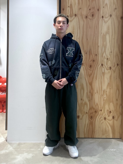 XLARGE×Champion REVERSE WEAVE WIDE SWEAT PANTS（スウェットパンツ