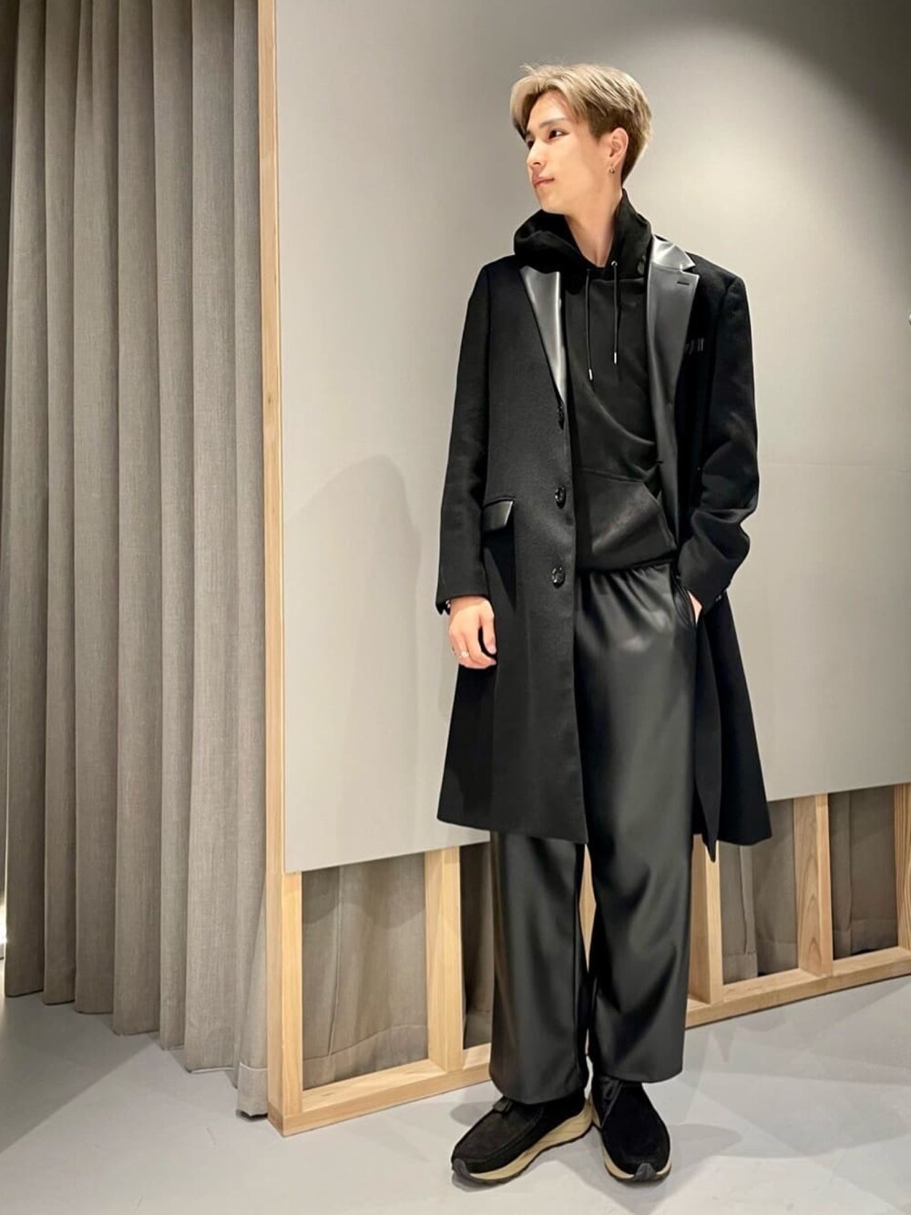 未使用✨　LOVELESS ロング　コート　チェスター　メンズ　ブラック　M LOVELESS MEN(LOVELESS 本社)｜LOVELESSのチェスターコートを使った