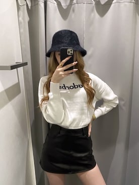 「GYDA（ジェイダ）のフェイクレザー スカートライクショートパンツ（スカート）」を使った、Juriaさん（レディース・174cm）の秋コーディネート