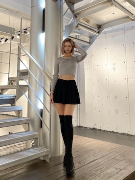 「アイテム（ニット/セーター、シルバー系）」を使った、Juriaさん（レディース・174cm）の秋コーディネート