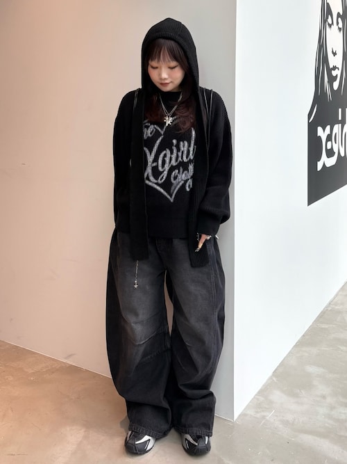 HEART SPRAY LOGO KNIT TOP