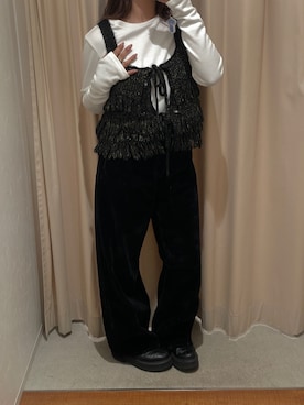 関 侑梨乃さんのコーディネート