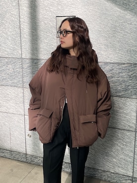 「アイテム（サングラス）」を使った、関 侑梨乃さん（レディース・156cm）の秋コーディネート