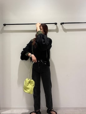 「Ungrid（アングリッド）のハイウエストスリムテーパードデニム（デニムパンツ）」を使った、関 侑梨乃さん（レディース・156cm）の春コーディネート