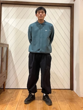 「PENNEYS（ぺニーズ）の『一部WEB限定』『別注』PENNYS×DOORS　THE FOX シャツカーディガン（カーディガン/ボレロ、ブルー系）」を使った、今村秀さん（メンズ・178cm）の冬コーディネート