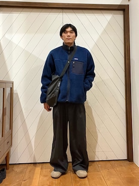 「アイテム（サンダル、パープル系）」を使った、今村秀さん（メンズ・178cm）の秋コーディネート